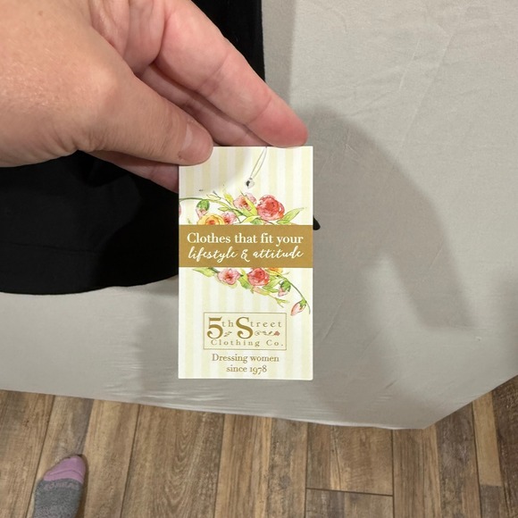 Three Dots Black Boat Neck Long Sleeve Supima Cotton T Shirt Made in USA Size L - Picture 5 of 8